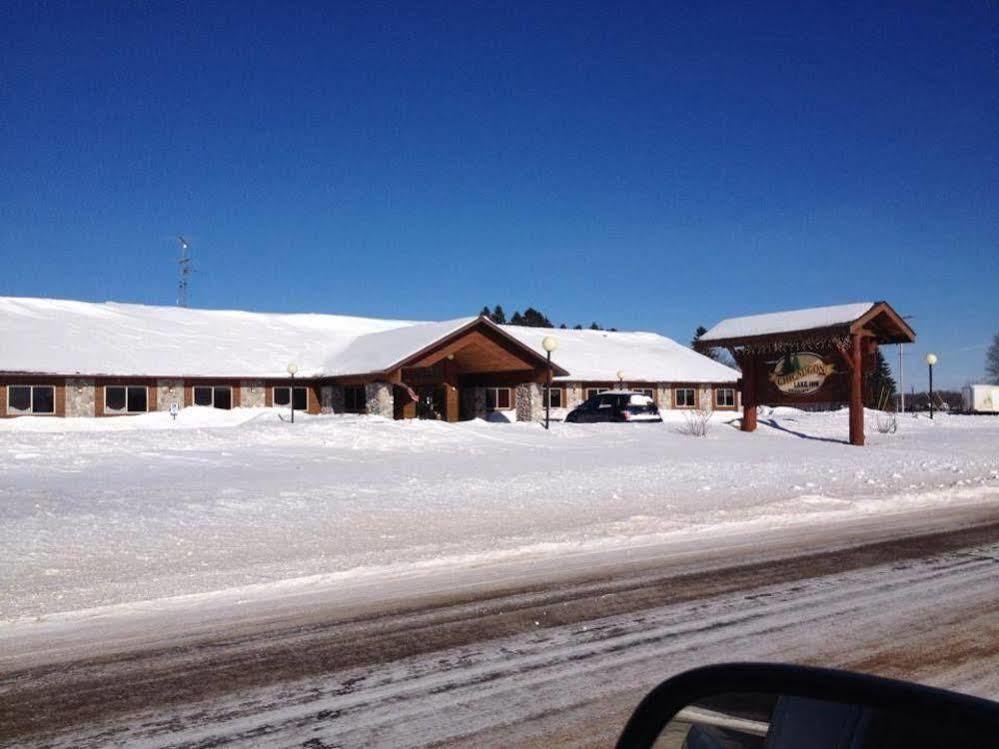 Chicaugon Lake Inn Gaastra Εξωτερικό φωτογραφία